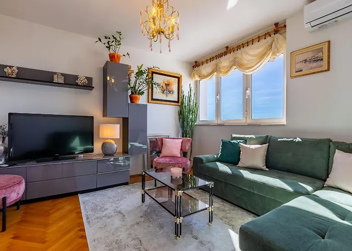 Great View Apartment