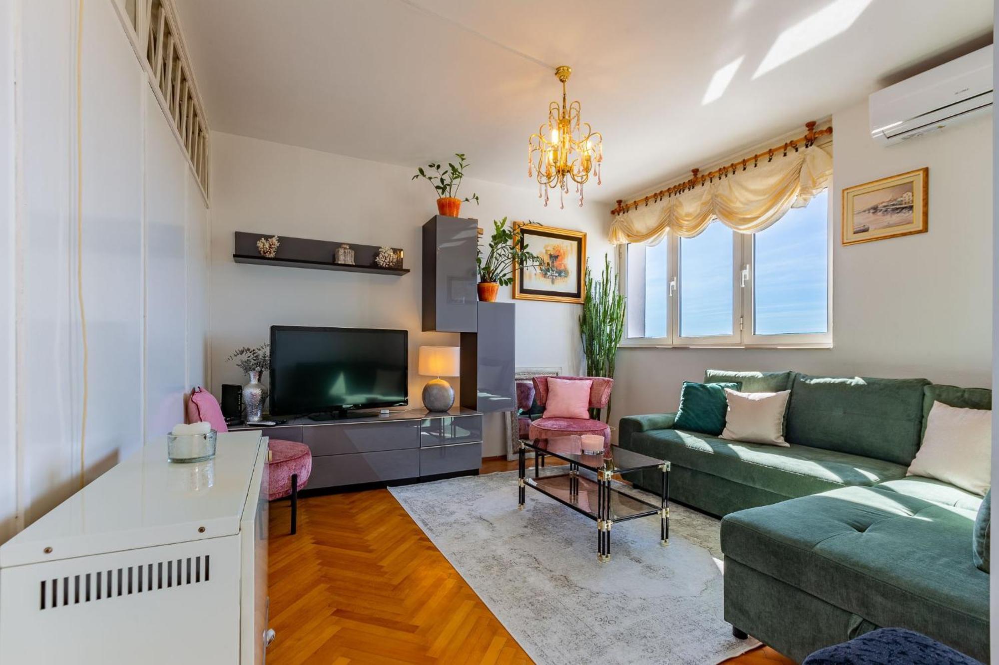 Great View Apartment Apartman